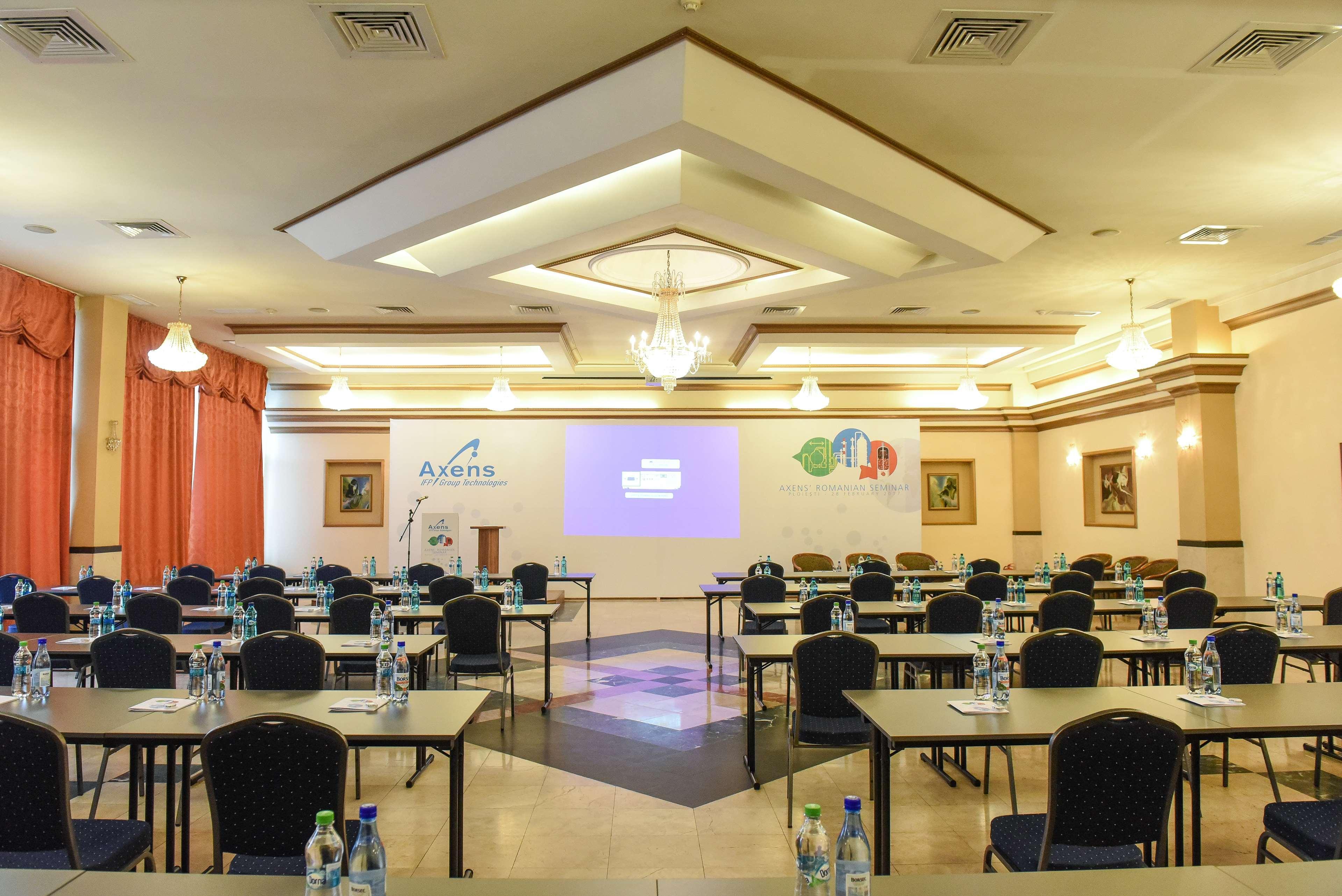 Hotel Central Ploieşti Kültér fotó